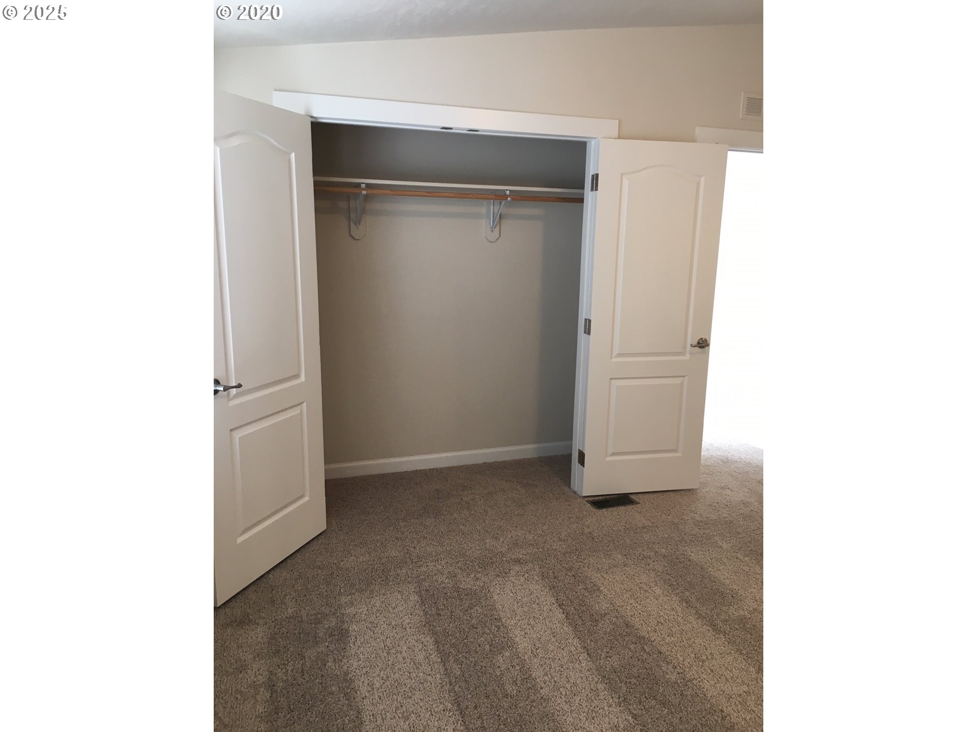 3092 Southwest River View Drive Pendleton, OR 97801 - Photo 14 of 20