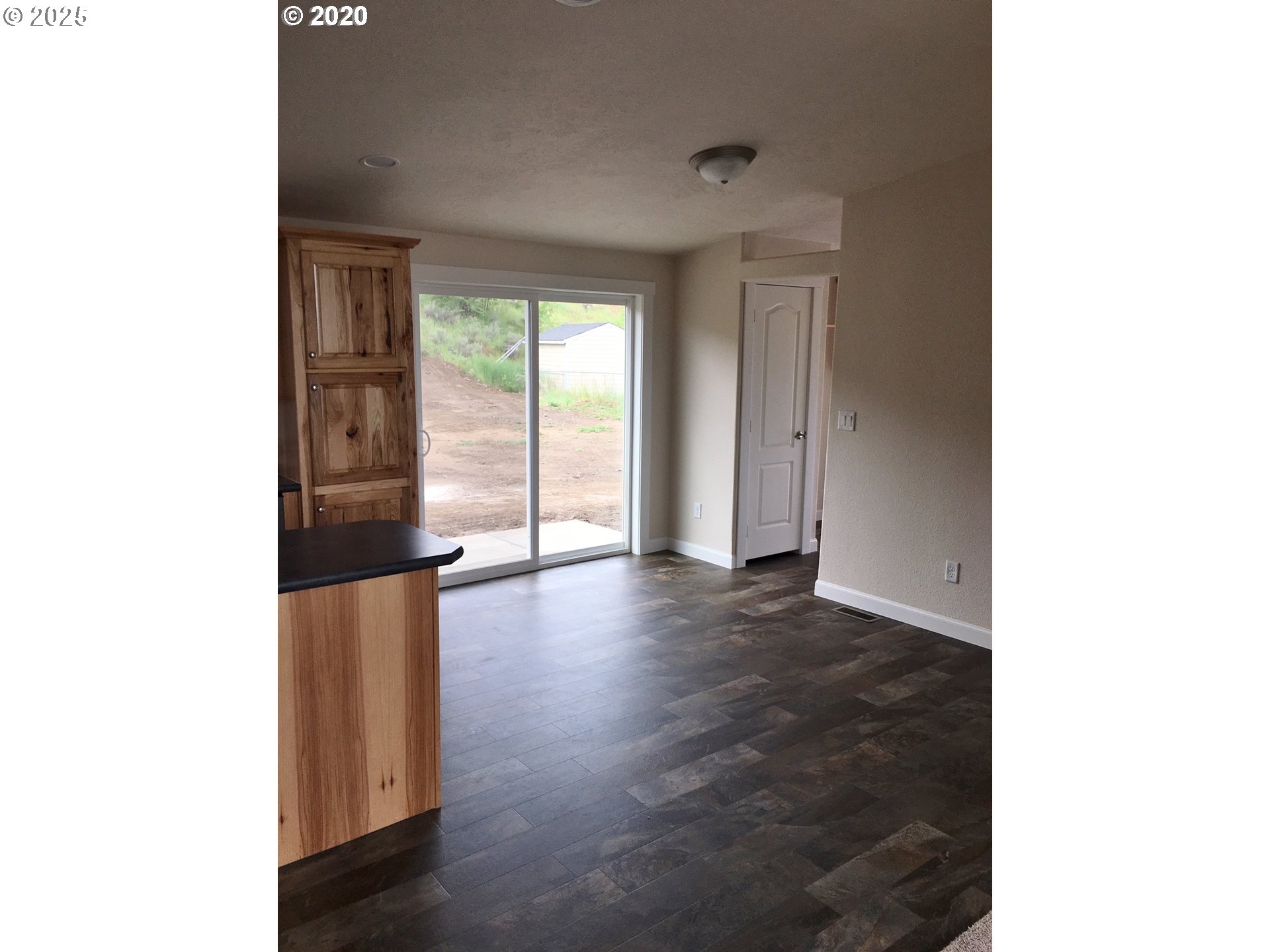 3092 Southwest River View Drive Pendleton, OR 97801 - Photo 4 of 20