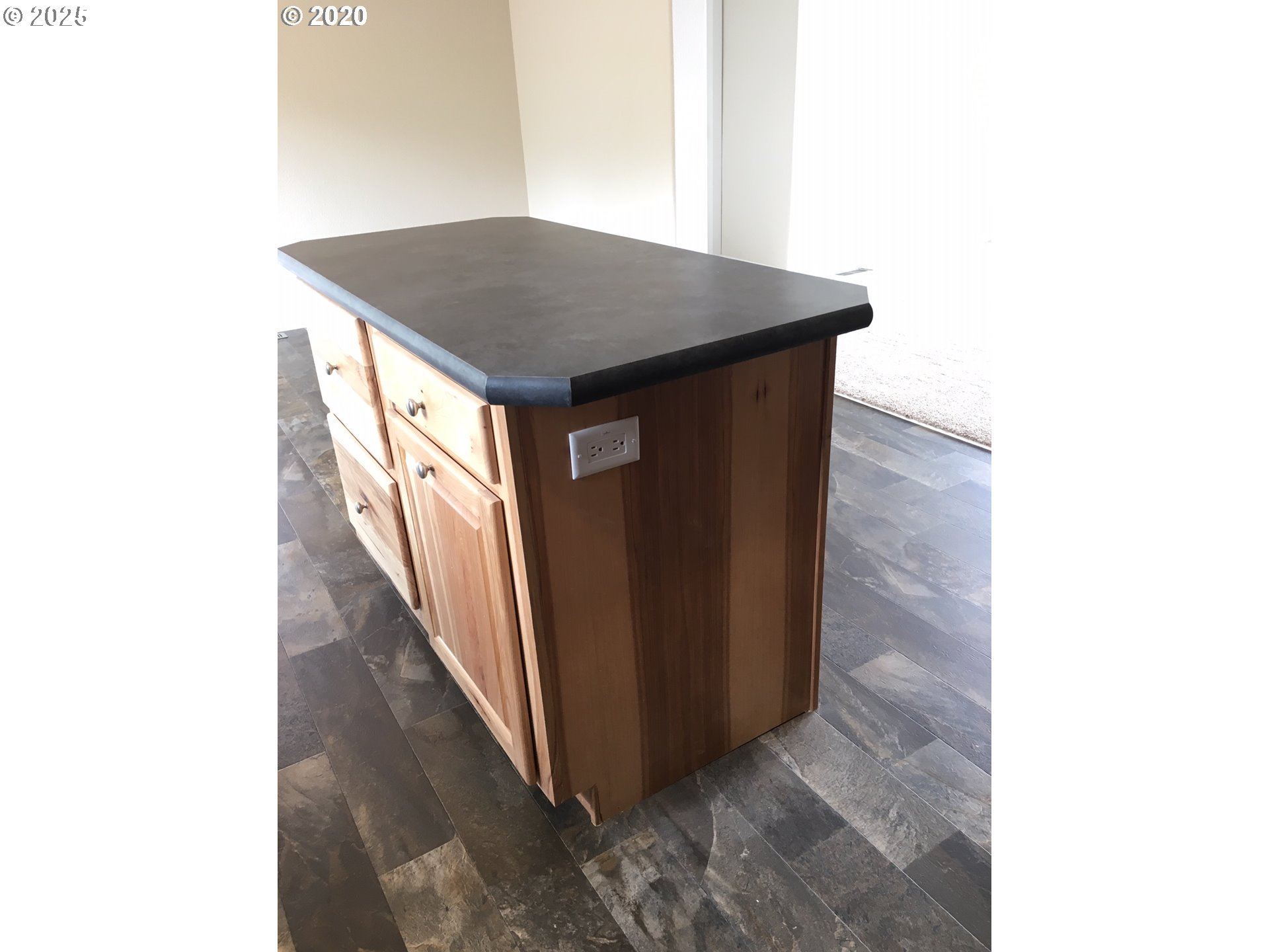 3092 Southwest River View Drive Pendleton, OR 97801 - Photo 8 of 20