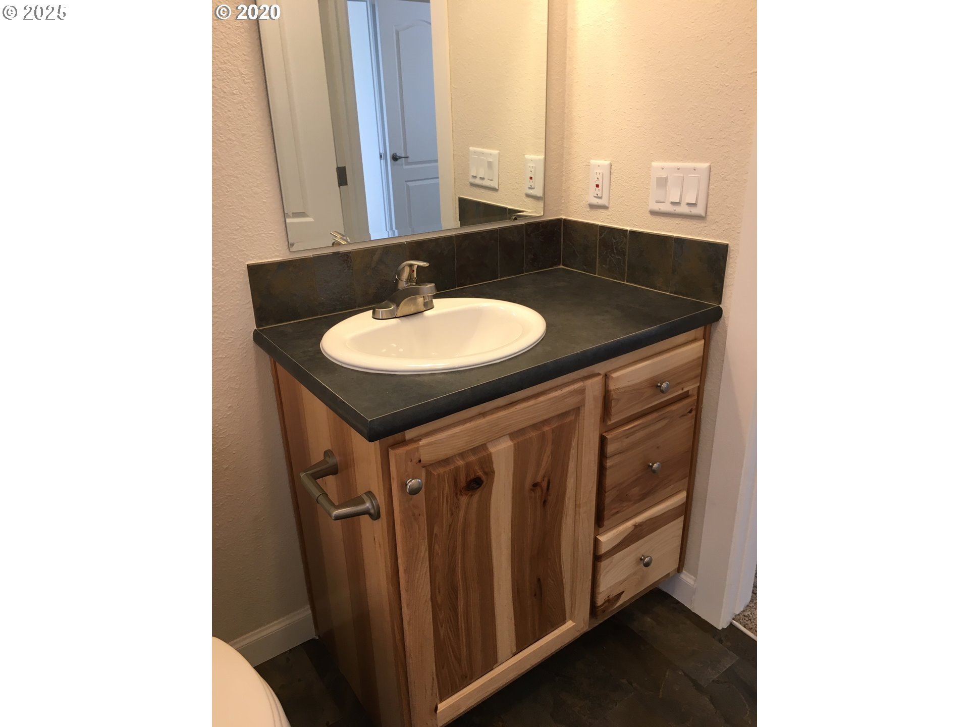 3092 Southwest River View Drive Pendleton, OR 97801 - Photo 10 of 20