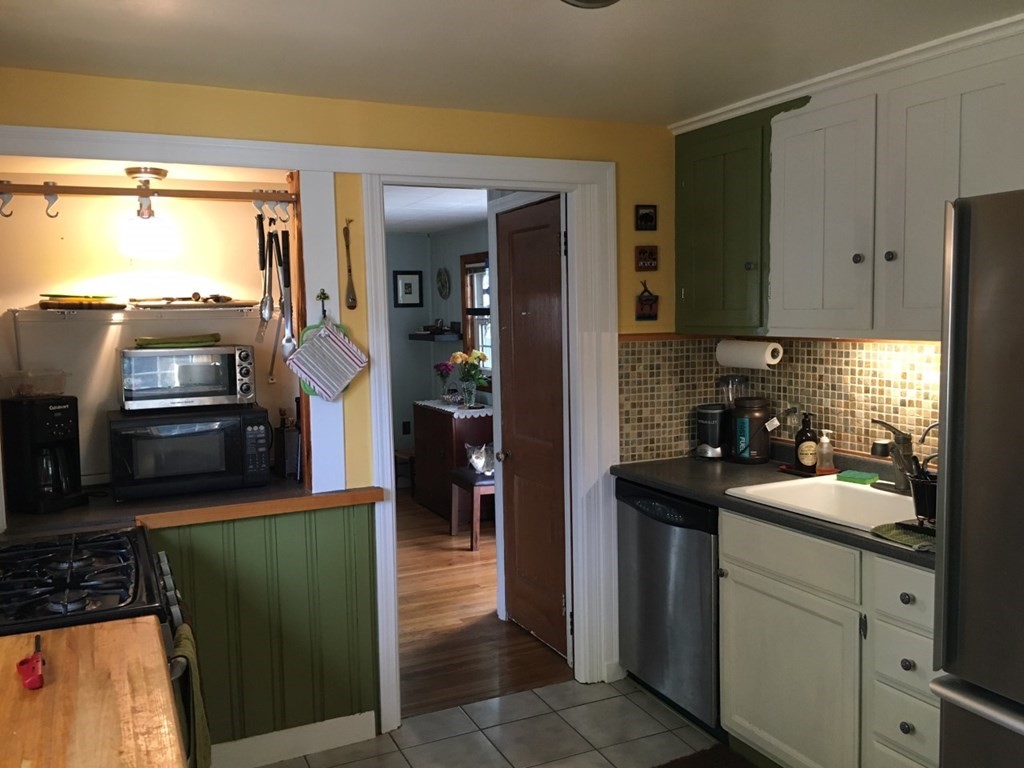 7 Marshall Road Natick, MA 01760 - Photo 16 of 31 Gallery Image 16