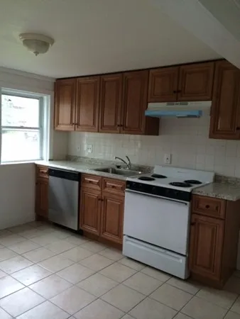 $2,700 | 1 Mitchell Road, Unit 2, Billerica, MA 01821