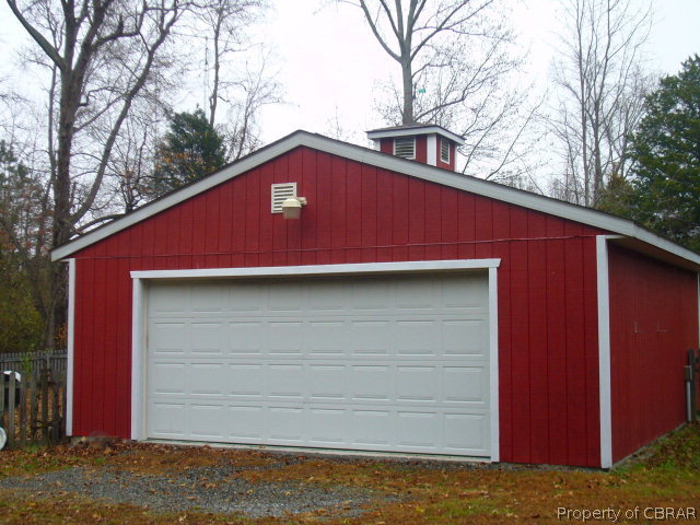 6025 Fletcher Road Gloucester, VA 23061 - Photo 12 of 35 Gallery Image 12