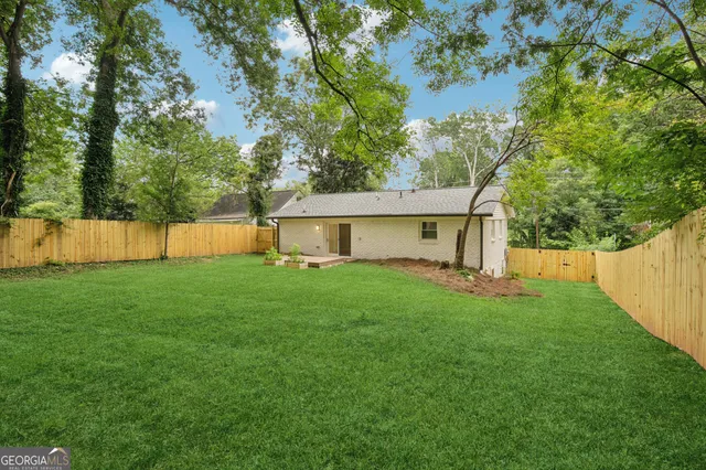 $2,200 | 1335 East Washington Avenue, East Point, GA 30344