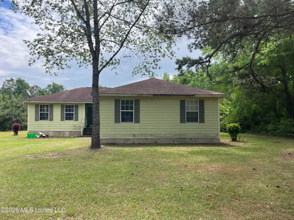 $99,900 | 328 West Progress Road, Prentiss, MS 39474