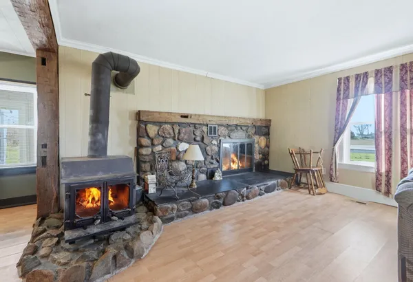 $224,900 | 203 North Main Street, Hudson, IN 46747