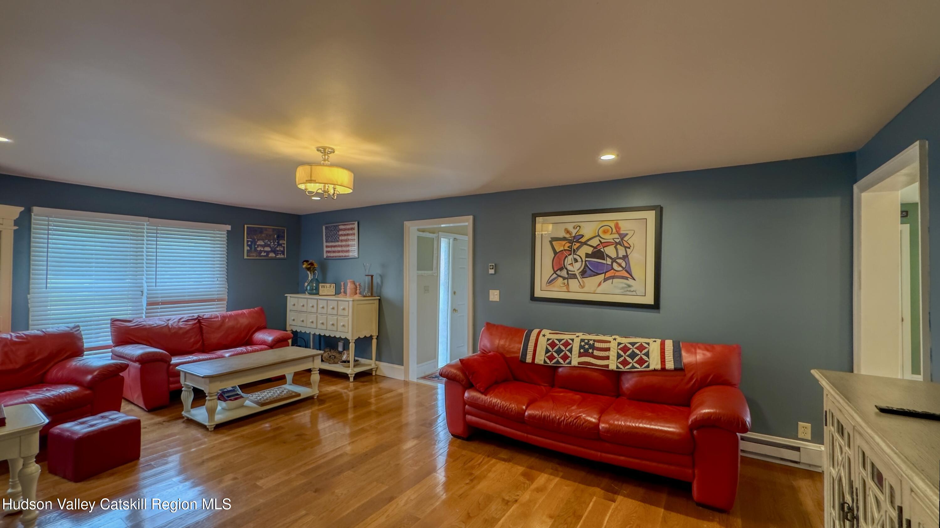 66 Castle Point Road Athens, NY 12015 - Photo 12 of 44 IMG_0289 3_HDR_HDR