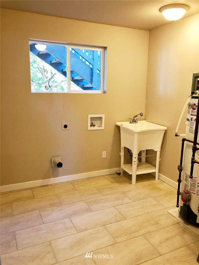 2114 Monterey Court Southeast Renton, WA 98055 - Photo 17 of 17 Gallery Image 17