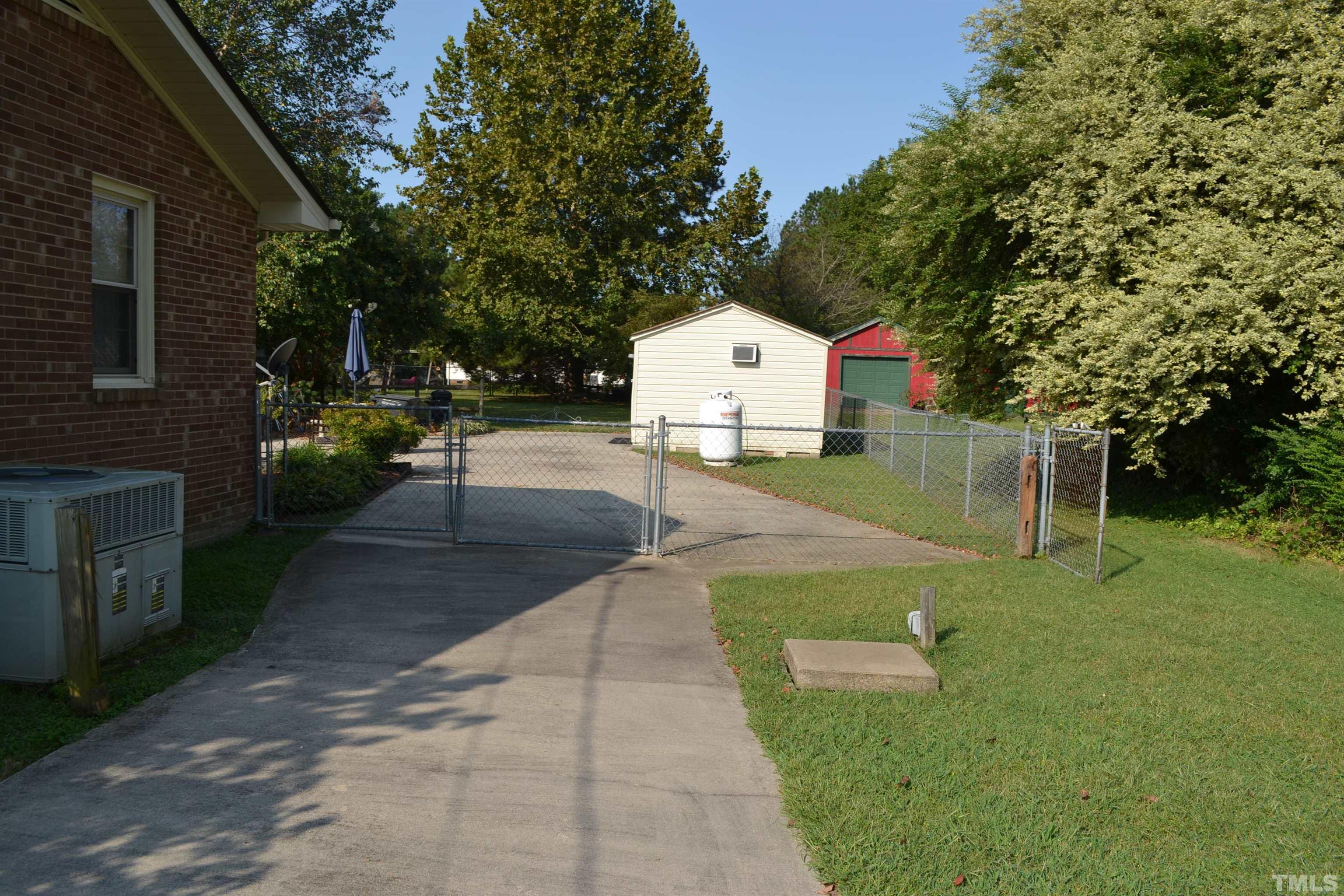 1026 Abbott Road Henderson, NC 27537 - Photo 20 of 30 Gallery Image 20