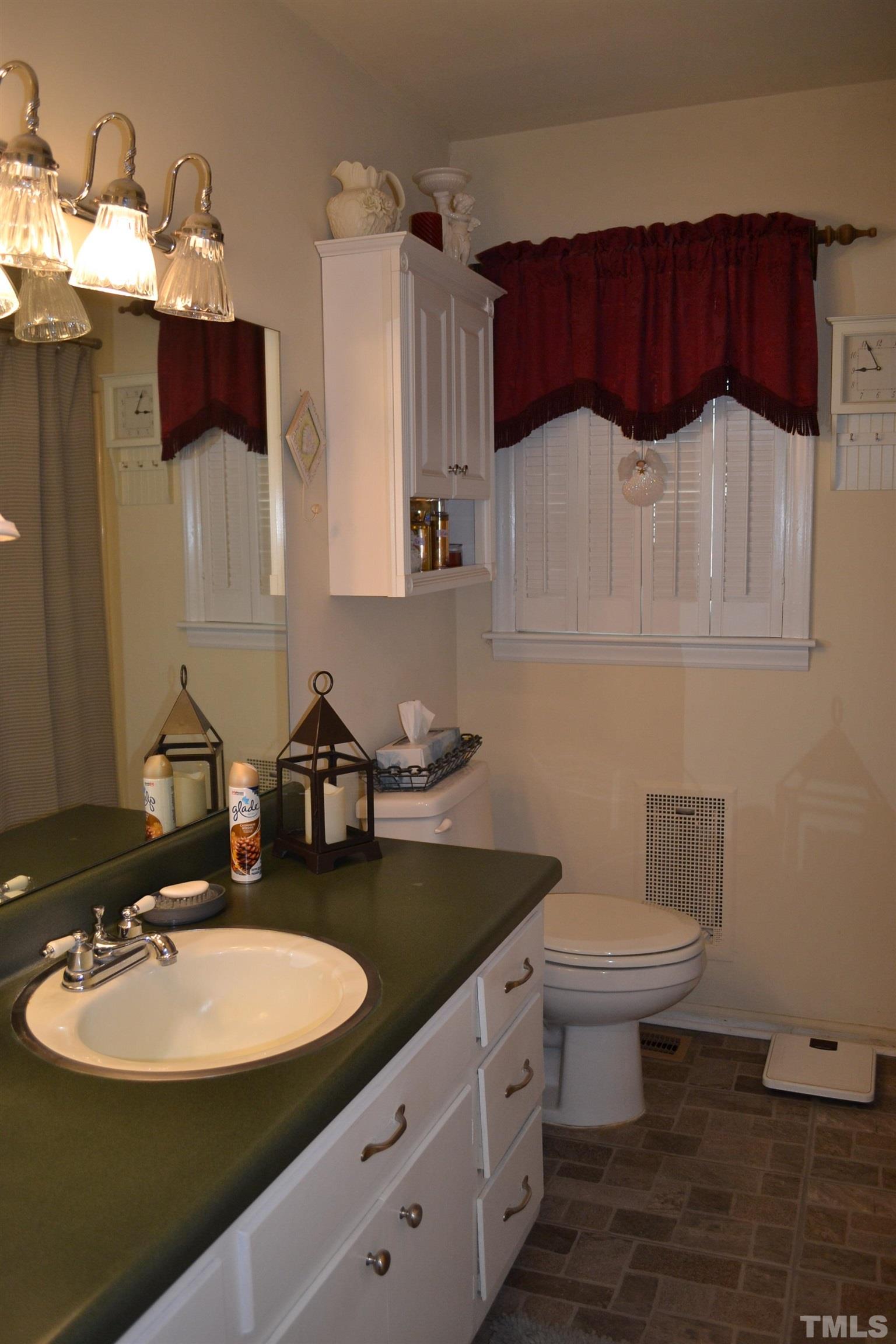 1026 Abbott Road Henderson, NC 27537 - Photo 26 of 30 Gallery Image 26