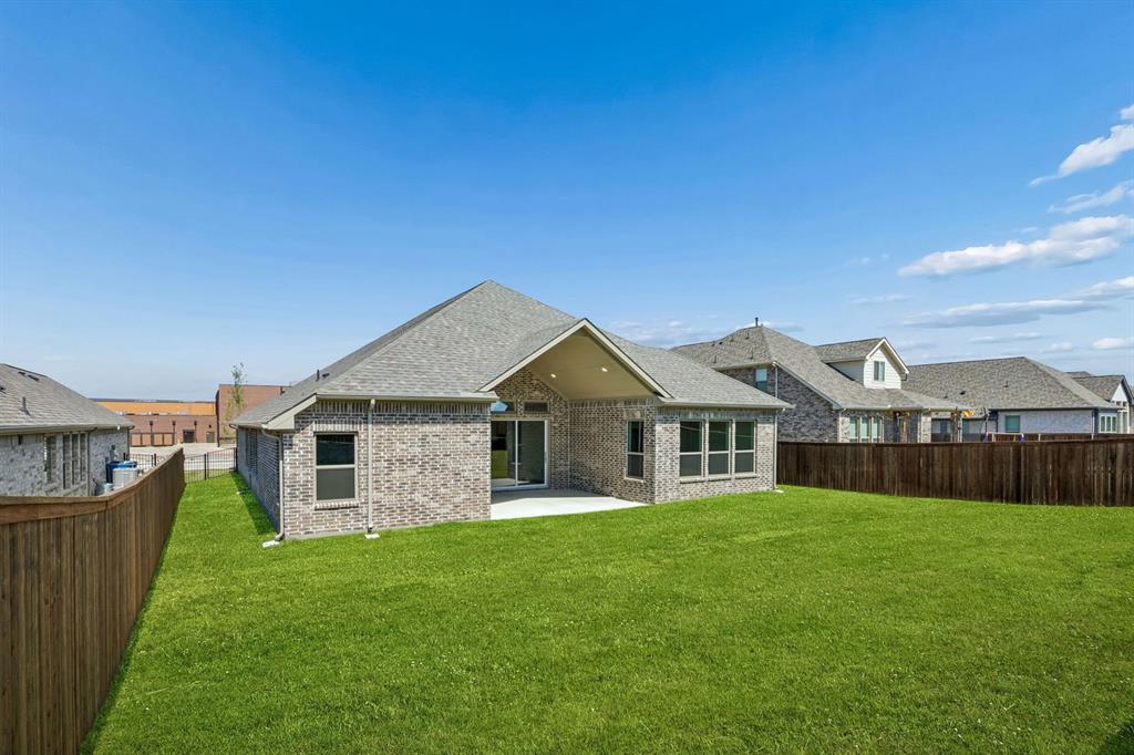 4121 Winnow Lane Joshua, TX 76058 - Photo 26 of 39 17-4121Winnow_028