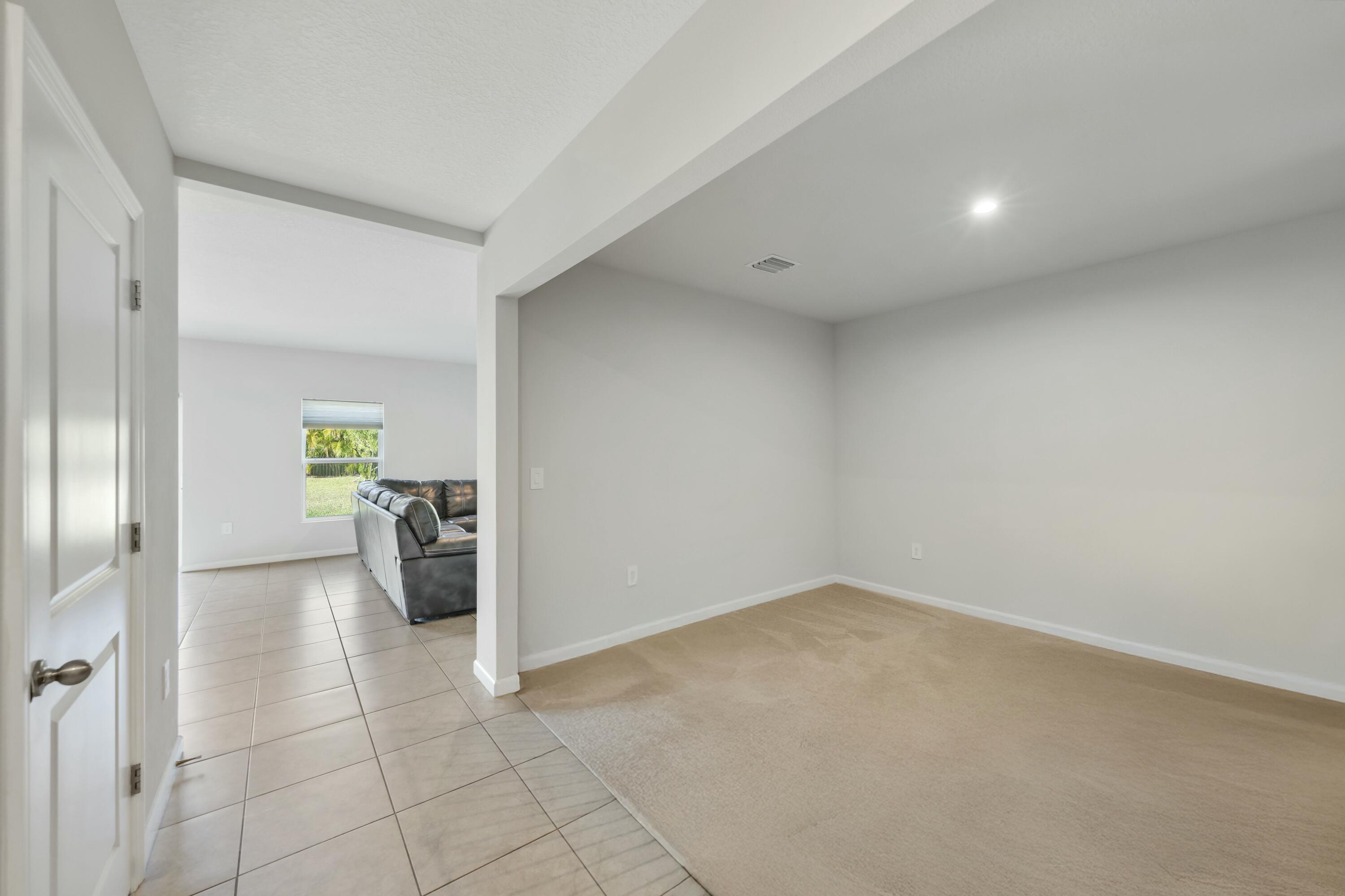 514 Raspberry Road Fort Pierce, FL 34981 - Photo 4 of 47 tempImageqmeME8