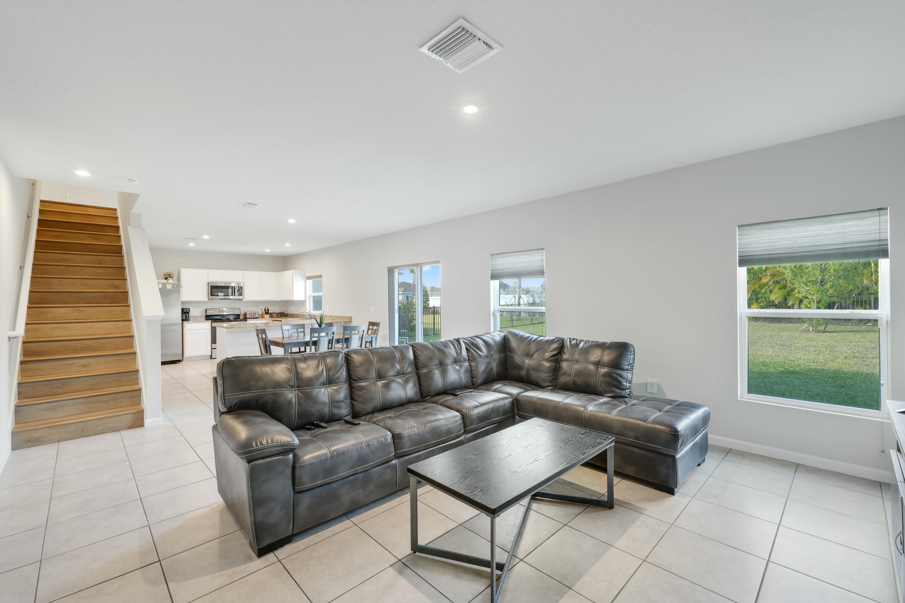 514 Raspberry Road Fort Pierce, FL 34981 - Photo 7 of 47 tempImageRUNDVC