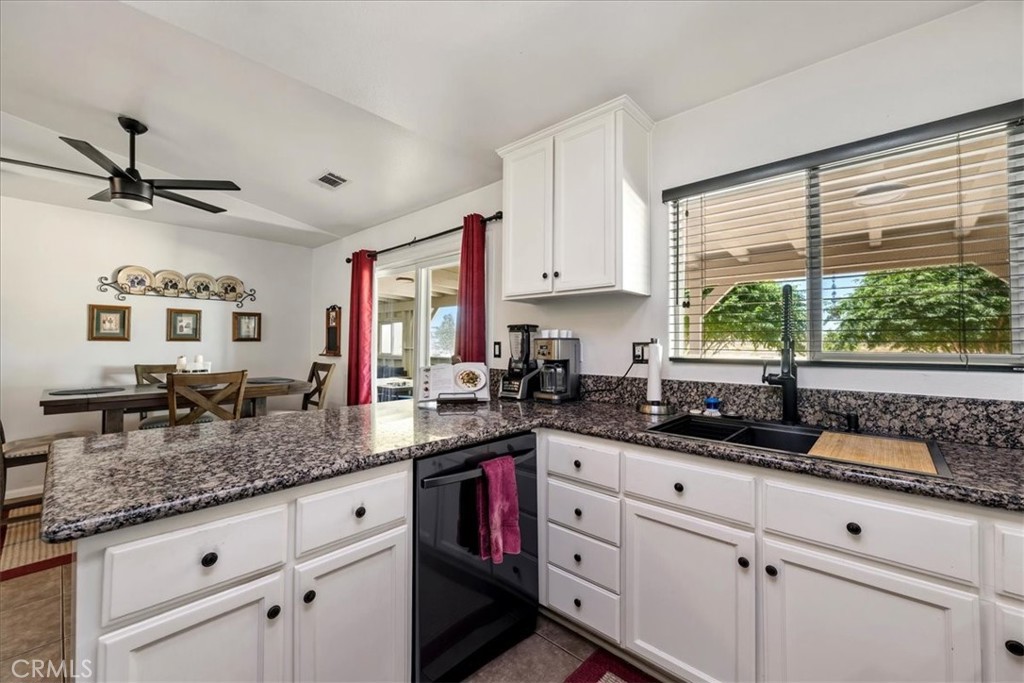 11362 Sonora Road Phelan, CA 92371 - Photo 13 of 43