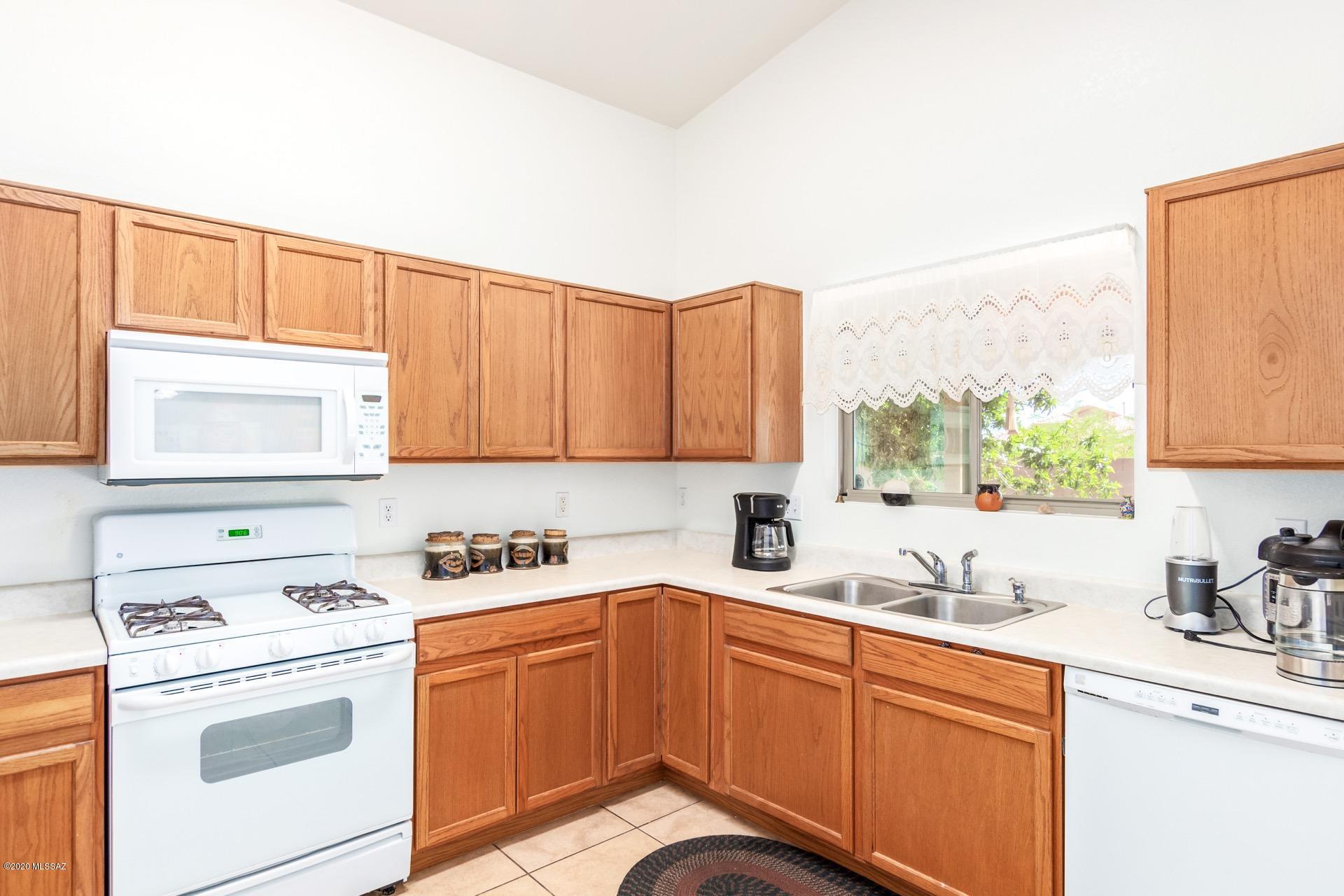 491 East Greg Rock Road Vail, AZ 85641 - Photo 15 of 41