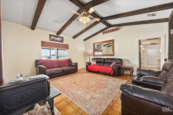 $649,999 | Undisclosed Address, Maricopa, CA 93252