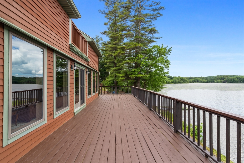152 Kimball Road Amesbury, MA 01913 - Photo 9 of 37
