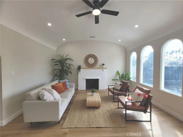 $1,199,999 | 5414 Hillcrest Drive, Los Angeles, CA 90043