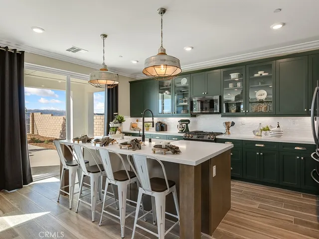 $933,990 | 28921 Saddle Circle, Castaic, CA 91384