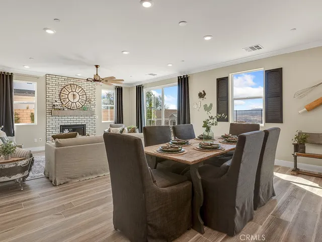 $933,990 | 28921 Saddle Circle, Castaic, CA 91384