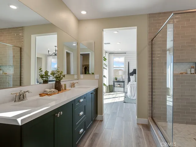 $933,990 | 28921 Saddle Circle, Castaic, CA 91384