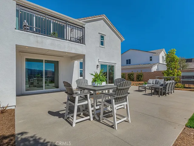 $933,990 | 28921 Saddle Circle, Castaic, CA 91384