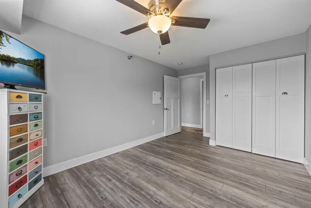 $294,900 | 1321 Lake Drive West, Unit 216, Chanhassen, MN 55317