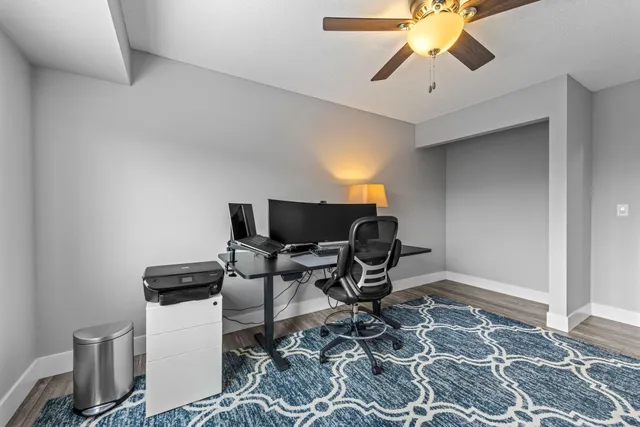 $294,900 | 1321 Lake Drive West, Unit 216, Chanhassen, MN 55317