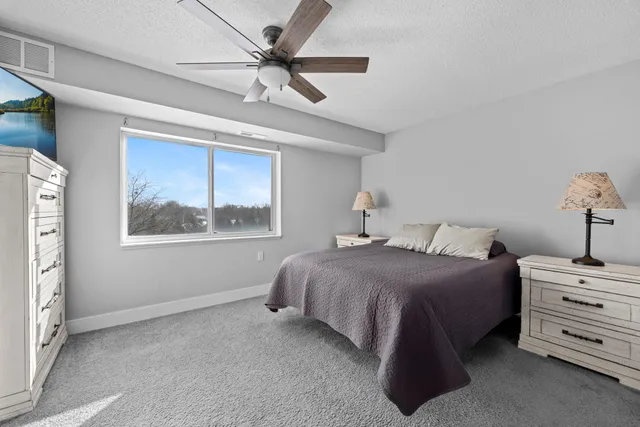 $294,900 | 1321 Lake Drive West, Unit 216, Chanhassen, MN 55317