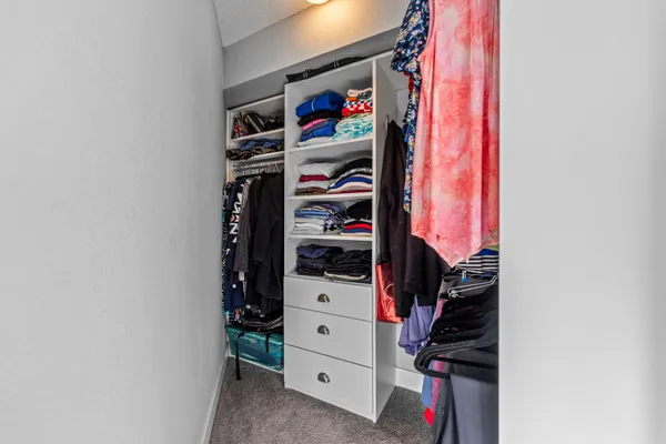 $289,900 | 1321 Lake Drive West, Unit 216, Chanhassen, MN 55317