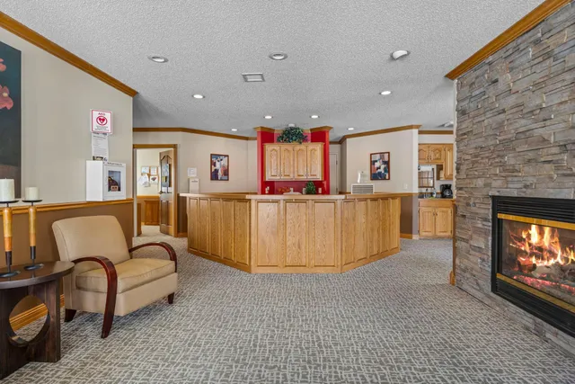 $294,900 | 1321 Lake Drive West, Unit 216, Chanhassen, MN 55317