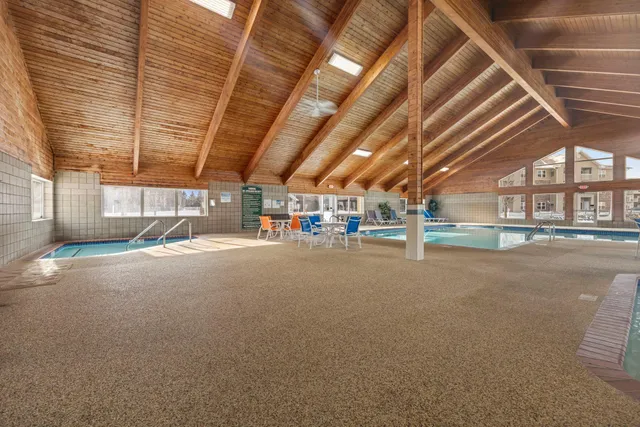 $294,900 | 1321 Lake Drive West, Unit 216, Chanhassen, MN 55317