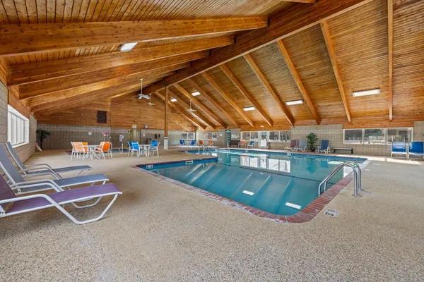 $289,900 | 1321 Lake Drive West, Unit 216, Chanhassen, MN 55317