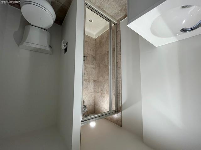 9 Linwood Road South, Unit REAR Port Washington, NY 11050 - Photo 6 of 8