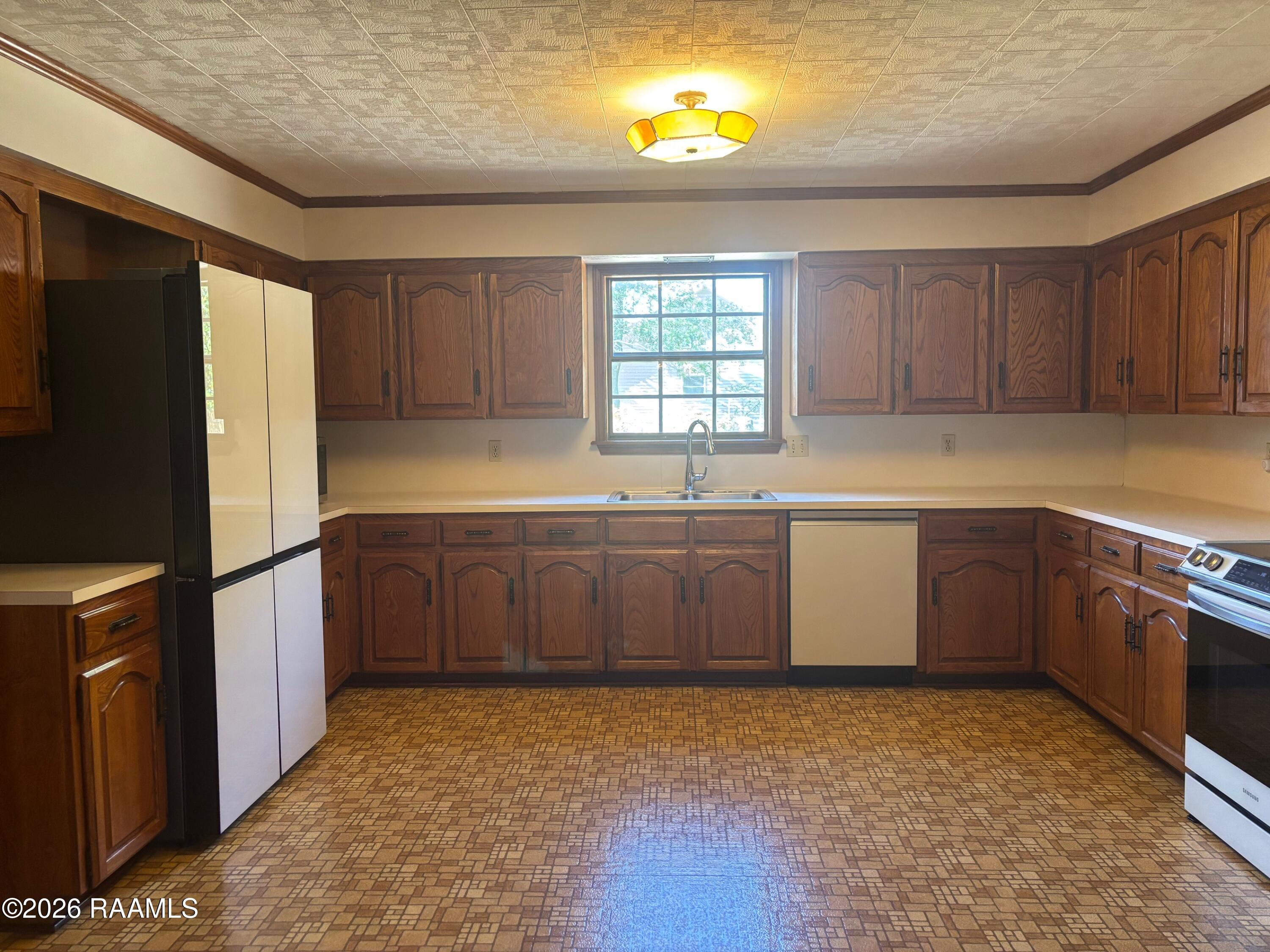 319 Roger Road Lafayette, LA 70507 - Photo 6 of 29