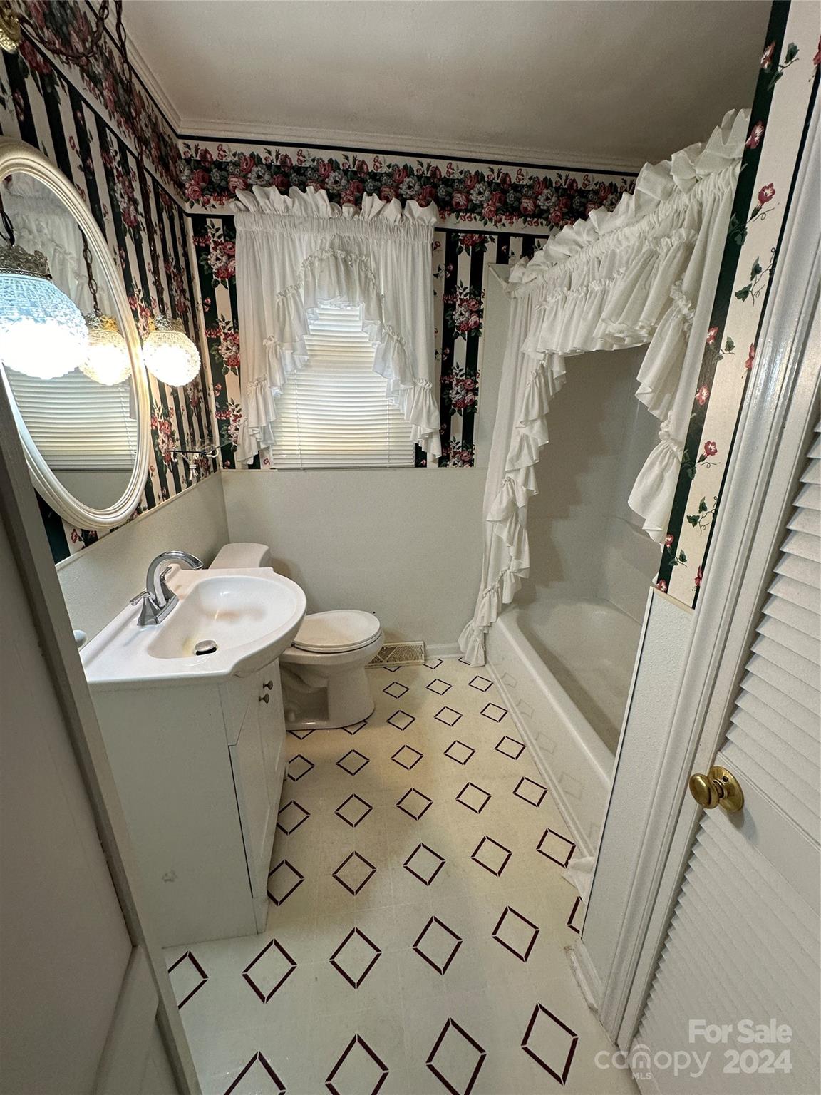 651 Summerow Road Stanley, NC 28164 - Photo 7 of 13 Gallery Image 7