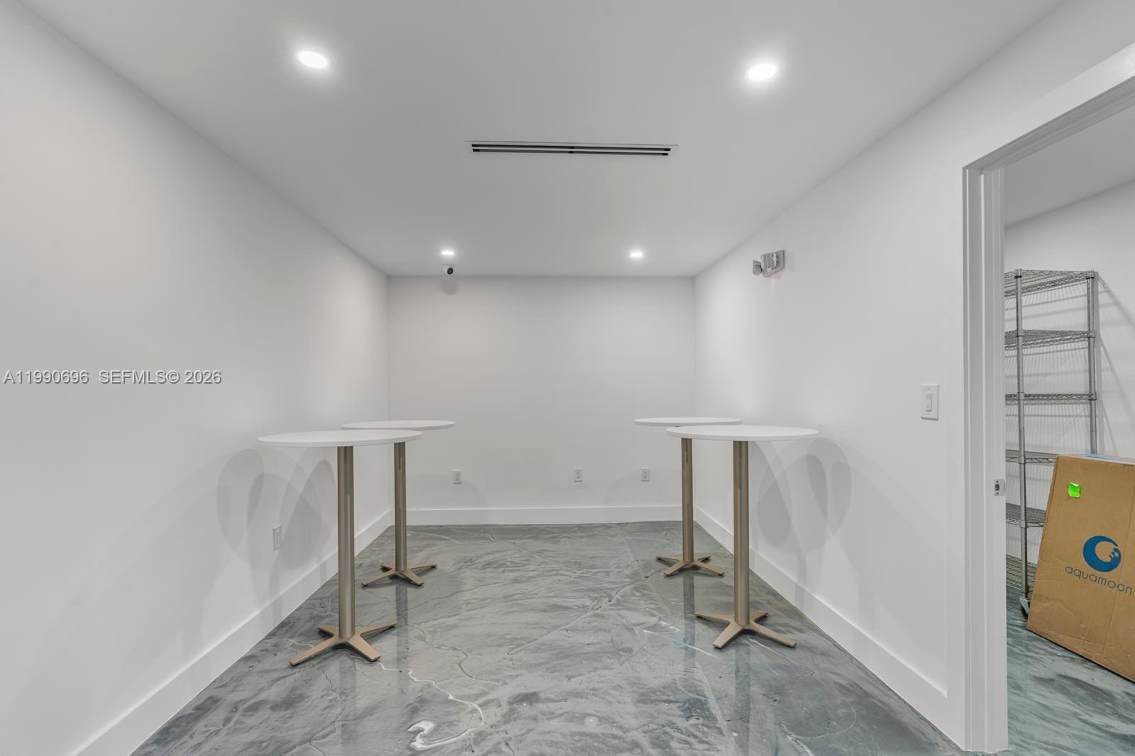 2075 West 76th Street, Unit 1 Hialeah, FL 33016 - Photo 38 of 50 Photo 40