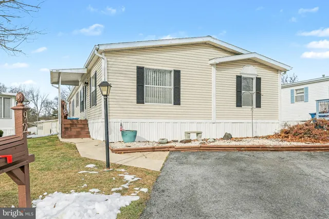$74,900 | 92 Meadow Run Place, Harrisburg, PA 17112