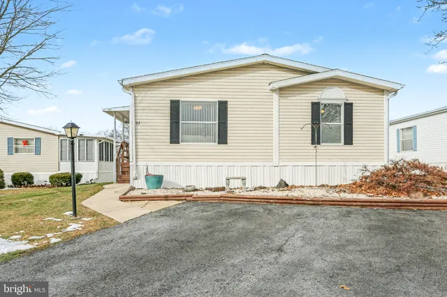 $74,900 | 92 Meadow Run Place, Harrisburg, PA 17112