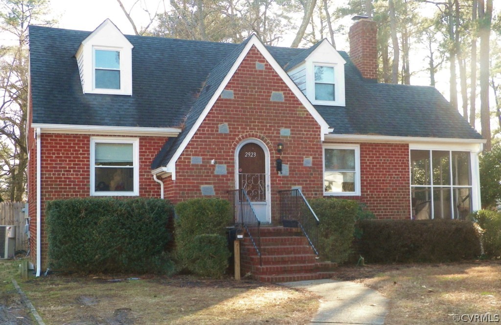2923 Dumbarton Road Henrico, VA 23228 - Photo 3 of 21 Gallery Image 3