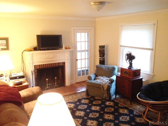 2923 Dumbarton Road Henrico, VA 23228 - Photo 4 of 21 Gallery Image 4