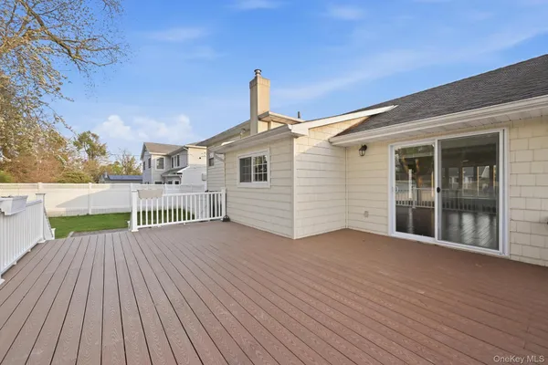 $1,388,888 | 51 Ivy Drive, Jericho, NY 11753