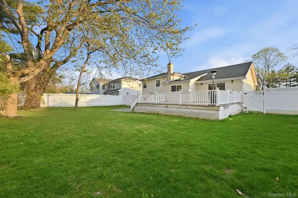 $1,388,888 | 51 Ivy Drive, Jericho, NY 11753