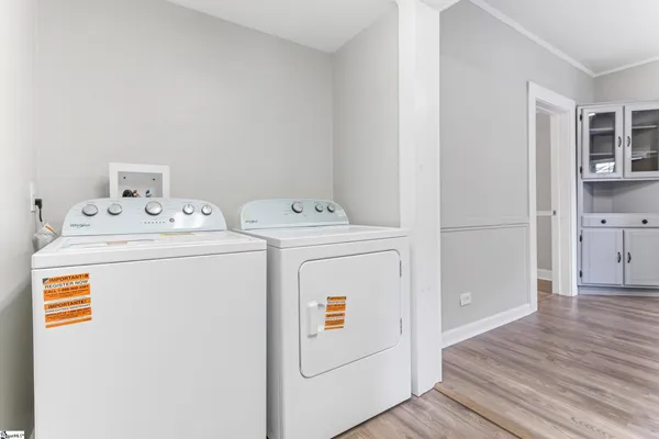 $1,200 | 30 Baldwin Street, Greenville, SC 29611