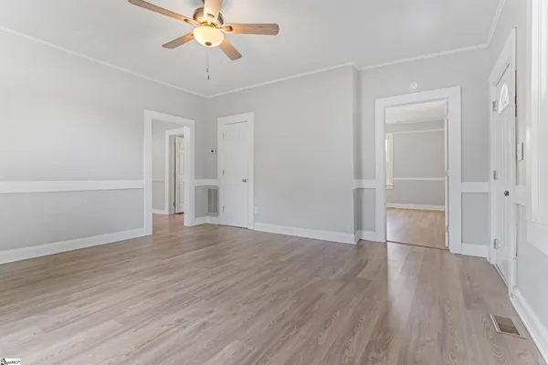 $1,200 | 30 Baldwin Street, Greenville, SC 29611