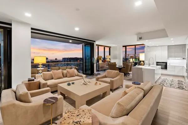 $2,950,000 | 2604 Fifth Avenue, Unit 804, San Diego, CA 92103