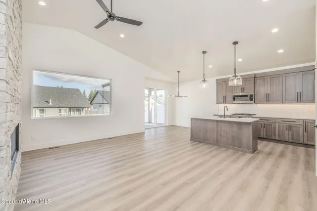 $569,000 | 9117 West Cultivator Avenue, Rathdrum, ID 83858