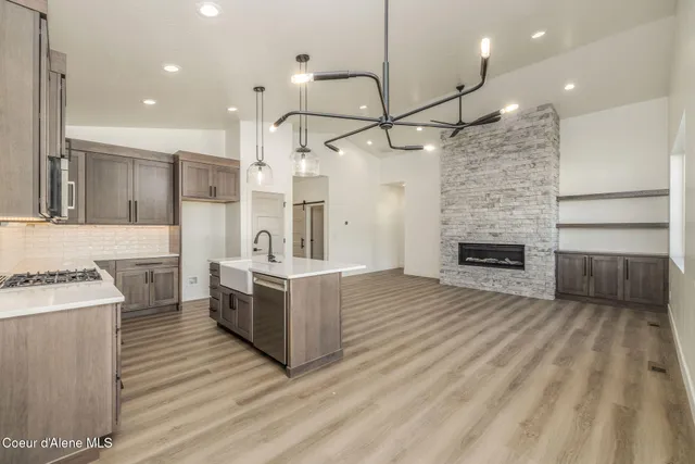 $569,000 | 9117 West Cultivator Avenue, Rathdrum, ID 83858