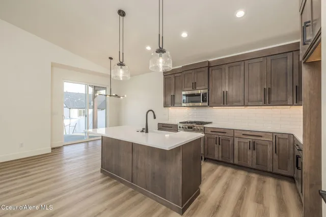 $569,000 | 9117 West Cultivator Avenue, Rathdrum, ID 83858