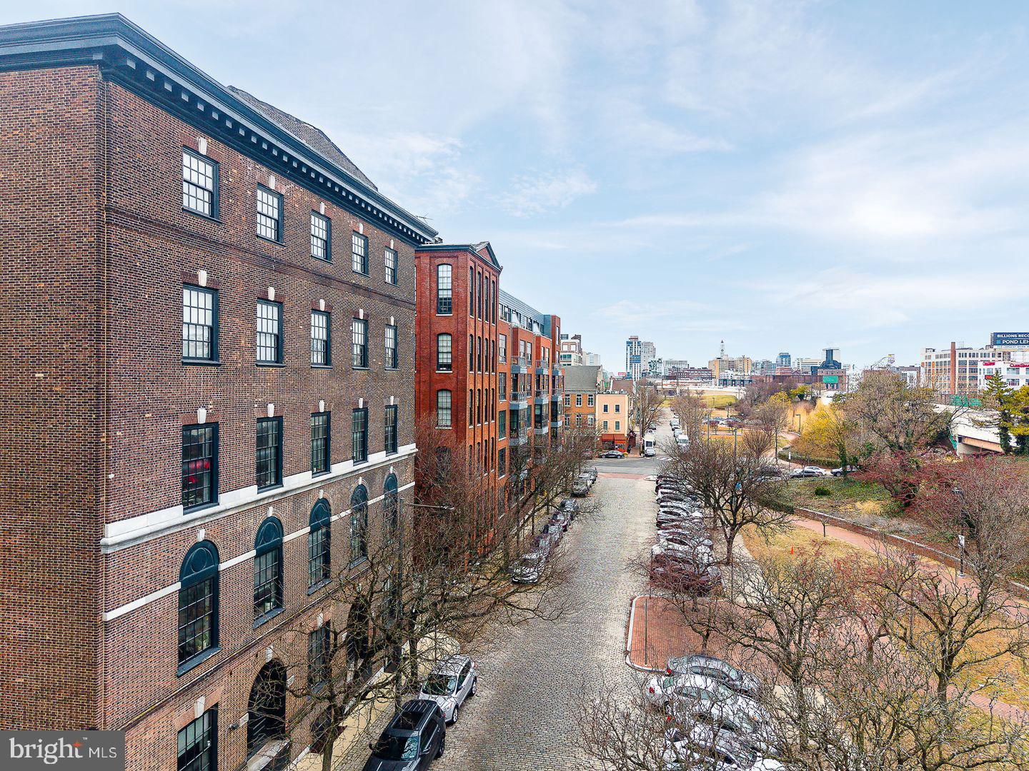 303 Vine Street, Unit 511 Philadelphia, PA 19106 - Photo 22 of 25